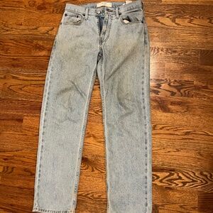 Hollister loose jeans